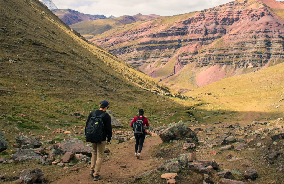 Cómo es la caminata a la montaña de los 7 colores