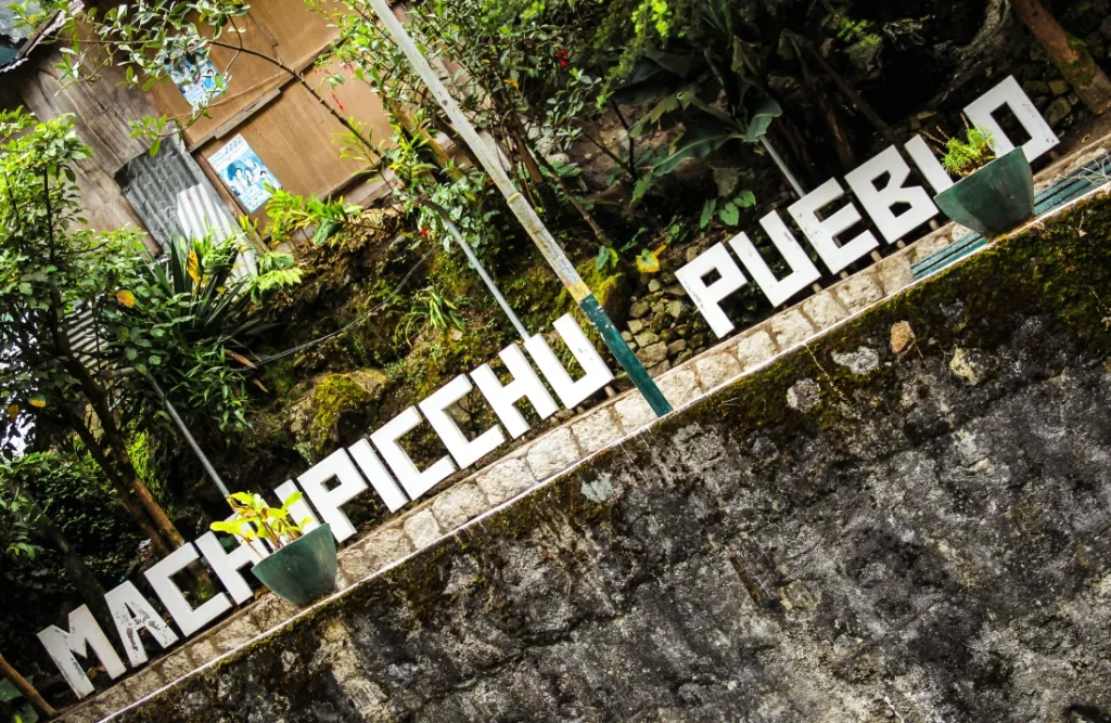 Pueblo de machupicchu a laguna humantay